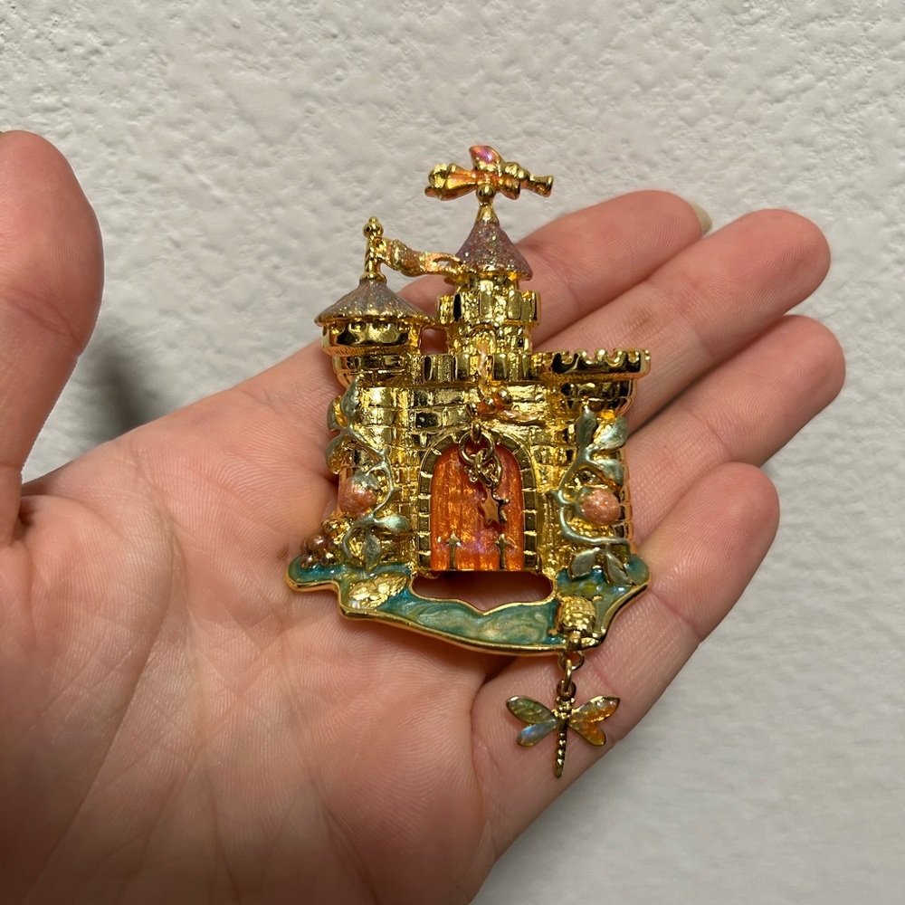 Kirks Folly Vintage Castle Pin Brooch